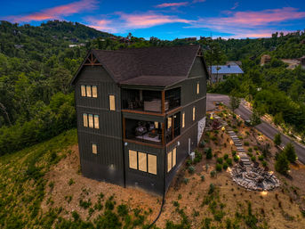 Great Smoky Getaway: Indoor Pool, Fire Pit & Hot Tub with Epic Mountain Views image 48