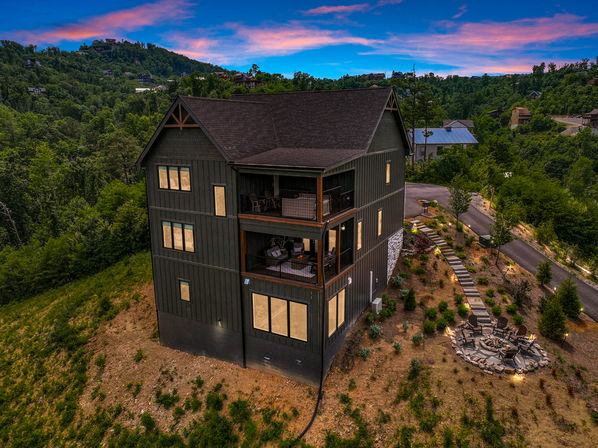 Great Smoky Getaway: Indoor Pool, Fire Pit & Hot Tub with Epic Mountain Views image 48