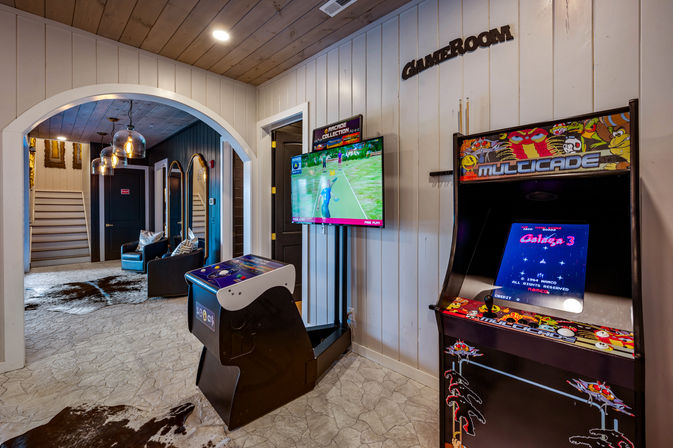 Great Smoky Getaway: Indoor Pool, Fire Pit & Hot Tub with Epic Mountain Views image 11