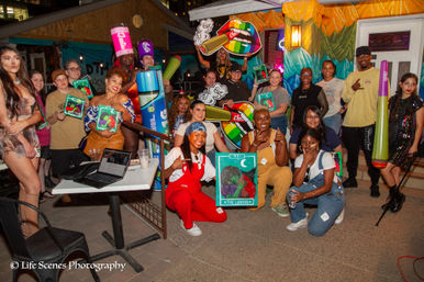 Grown and Sexy Puff & Paint Experience  image 3