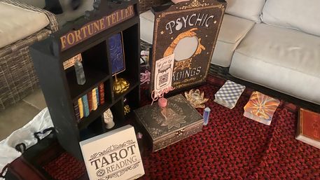 Mystic Asha & Rob Mobile Tarot Party Experience image 5