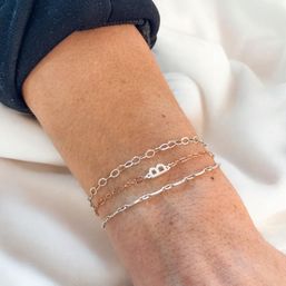 Get Linked: Chicago’s Luxe Permanent Jewelry Party image 7