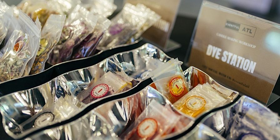 Atlanta Candle Workshop: Craft Your Own Scented Candle image 6