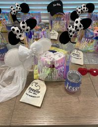 Show-Stopping Decor & Itinerary Planning by JWOW Events image 25