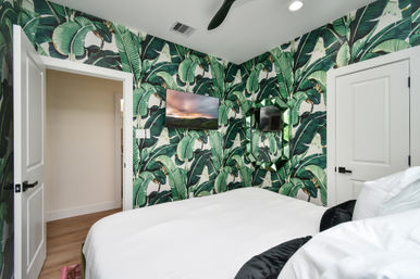 The Garden of Eden HTX: Insta-Worthy Home with Game Room, Hot Tub, Private Chef, Massage & Mixology Class image 58