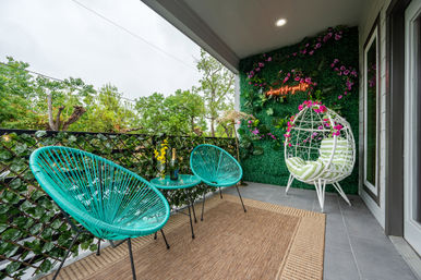 The Garden of Eden HTX: Insta-Worthy Home with Game Room, Hot Tub, Private Chef, Massage & Mixology Class image 6