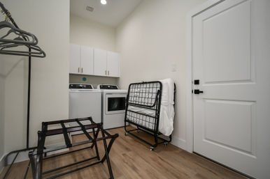 The Garden of Eden HTX: Insta-Worthy Home with Game Room, Hot Tub, Private Chef, Massage & Mixology Class image 61