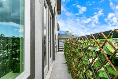 The Garden of Eden HTX: Insta-Worthy Home with Game Room, Hot Tub, Private Chef, Massage & Mixology Class image 51