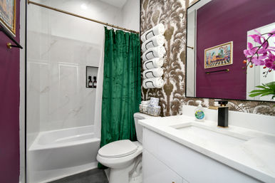 The Garden of Eden HTX: Insta-Worthy Home with Game Room, Hot Tub, Private Chef, Massage & Mixology Class image 38