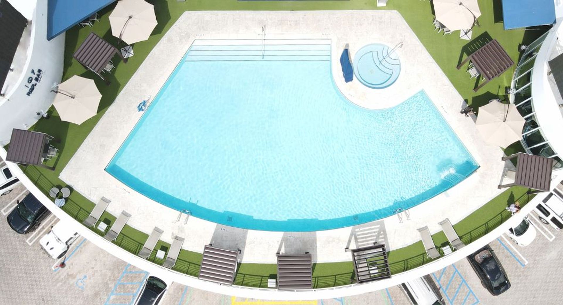 Nuvo Suites Hotel: Apartment-Style Suites with Rooftop Pool image 1