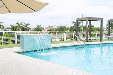 Nuvo Suites Hotel: Apartment-Style Suites with Rooftop Pool image 11
