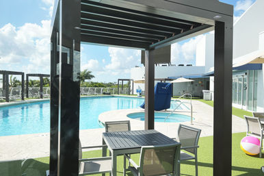 Nuvo Suites Hotel: Apartment-Style Suites with Rooftop Pool image 9