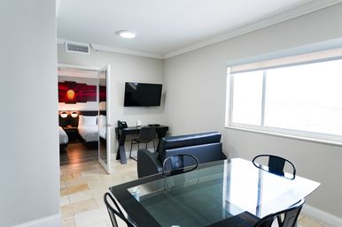 Nuvo Suites Hotel: Apartment-Style Suites with Rooftop Pool image 6