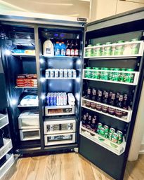 Fill the Fridge: Alcohol and Grocery Shopping, Delivery, and Stocking Before Your Arrival  image 17