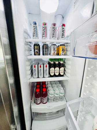 Fill the Fridge: Alcohol and Grocery Shopping, Delivery, and Stocking Before Your Arrival  image 12