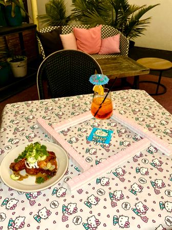 Hong Kong Mahjong Experience: The Art of Shuffling Fun! image 44