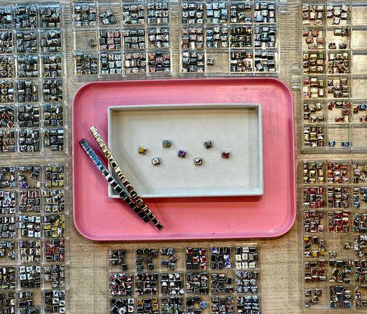 Italian Charm Jewelry Experience by Relume image 1