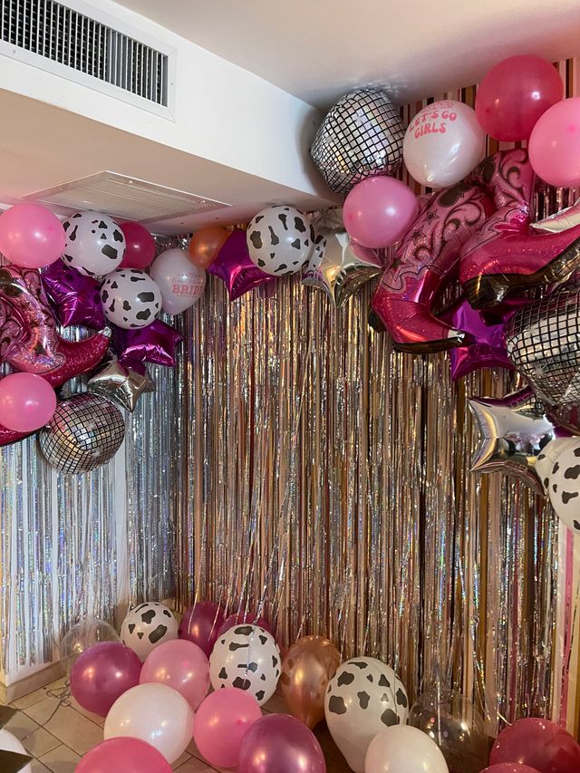 Insta-Worthy Custom Party Design Decoration Packages image 2