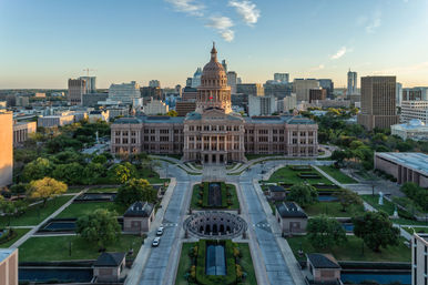 Best of Austin Small Group Tour with Luxury Van Transportation to Capitol, Murals, Mount Bonnell & More image
