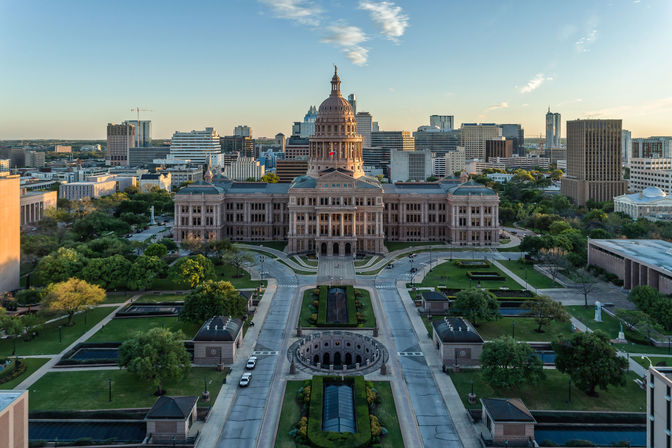 Best of Austin Small Group Tour with Luxury Van Transportation to Capitol, Murals, Mount Bonnell & More image 1