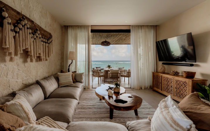 Beachfront Penthouse: Private Plunge Pool & Outdoor Dining with Sea Views image 17