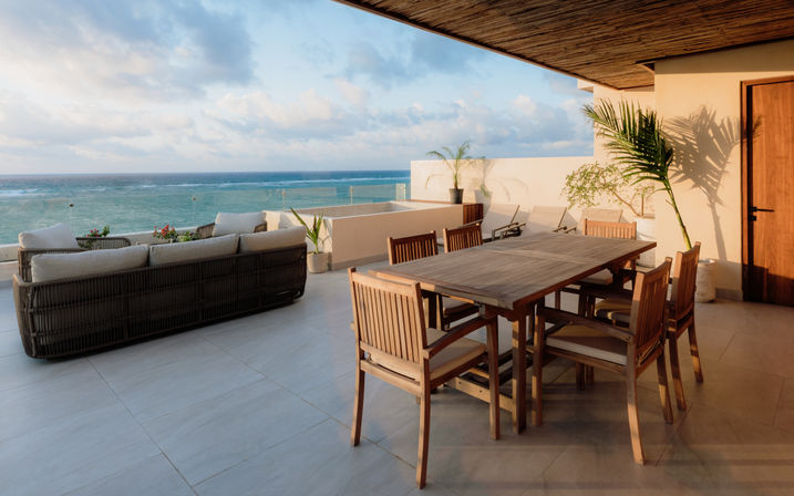 Beachfront Penthouse: Private Plunge Pool & Outdoor Dining with Sea Views image 9