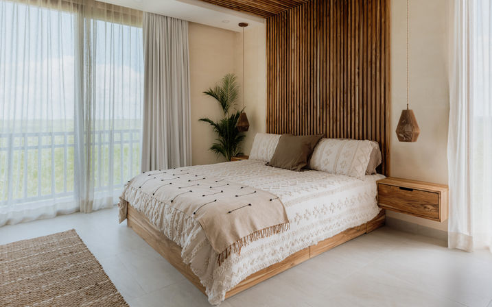 Beachfront Penthouse: Private Plunge Pool & Outdoor Dining with Sea Views image 20