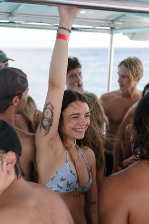 Adults-Only Waikiki Sunset Cruise: Live DJ, Boat Bar, & More image 13