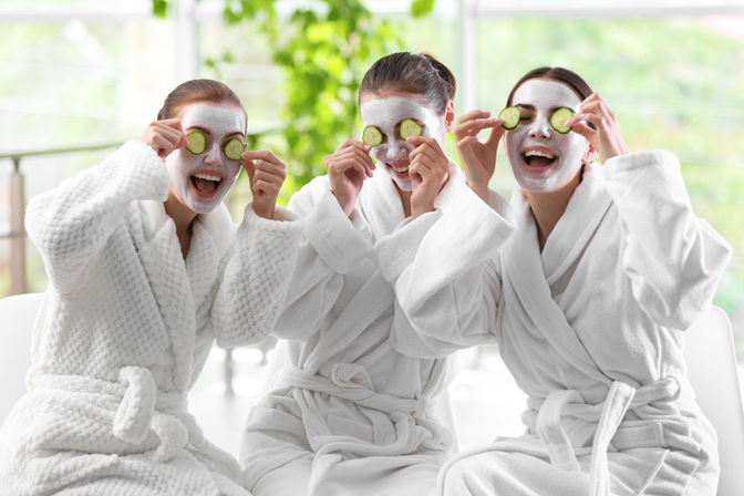 Luxurious Group Massages, Facials & Blowouts for Parties: Let the Pros Come to You image 13