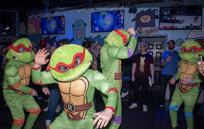 Weekend Turtle Racing with Unlimited Drinks, Live DJ/MC, Giveaways & More at The Tin Lizzie image 7