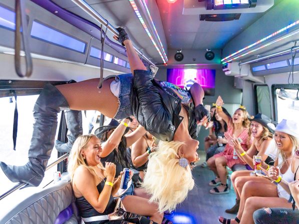 Big Drag Bus: Nashville's Party Bus with Top Drag Queens and Kickoff Jello Shot image 8