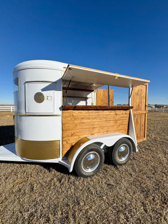 Stylish Mobile Bar Trailer: Customized for Your Event image 4