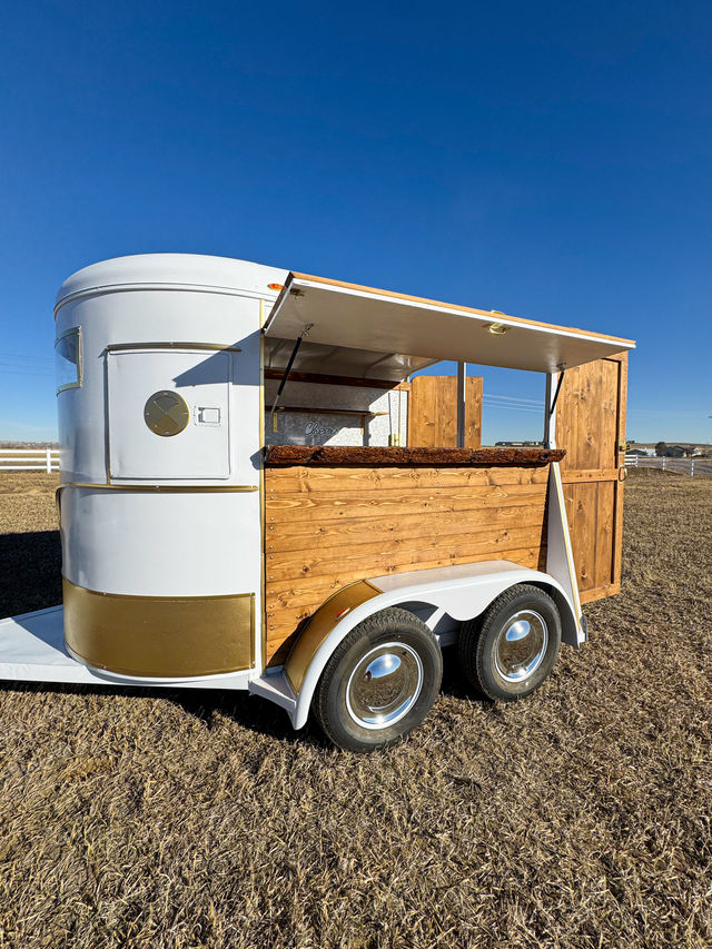 Stylish Mobile Bar Trailer: Customized for Your Event image 4