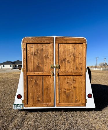 Stylish Mobile Bar Trailer: Customized for Your Event image 5