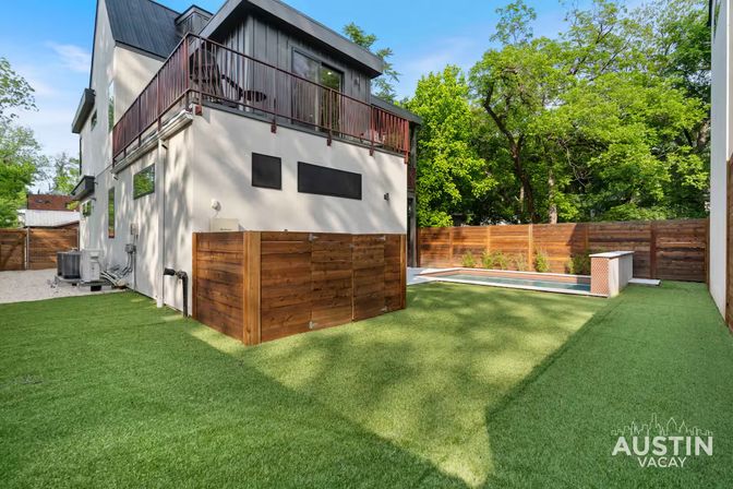 Modern East Austin Retreat with Pool & Walkable to Nightlife image 51