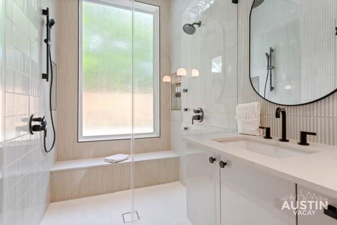 Modern East Austin Retreat with Pool & Walkable to Nightlife image 37