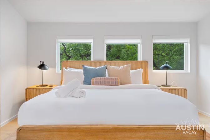 Modern East Austin Retreat with Pool & Walkable to Nightlife image 19