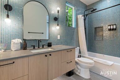 Modern East Austin Retreat with Pool & Walkable to Nightlife image 40
