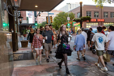 Boos & Booze: Ghost Tour + Bar Crawl in San Antonio image 13