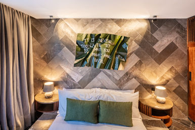 Jungle Green Luxe Penthouse + Private Rooftop Pool image 21