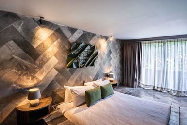 Jungle Green Luxe Penthouse + Private Rooftop Pool image 20