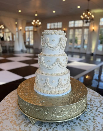 Custom Cake Design by The Purple Sprinkle image 12