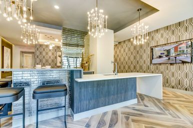 Sentral East Austin: Vibrant 6th Street, Resort Pool + Fire Pit image 29