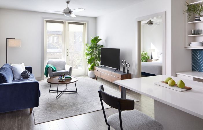 Sentral East Austin: Vibrant 6th Street, Resort Pool + Fire Pit image 6