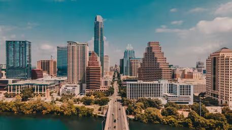 Sentral East Austin: Vibrant 6th Street, Resort Pool + Fire Pit image 39