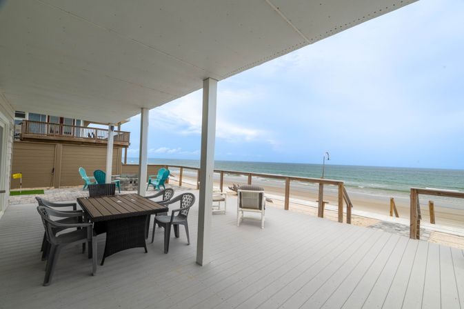 Beachside Paradise: Remodeled 4BR in South Ponte Beach image 46