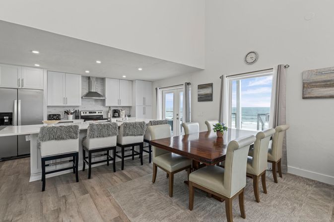 Beachside Paradise: Remodeled 4BR in South Ponte Beach image 20