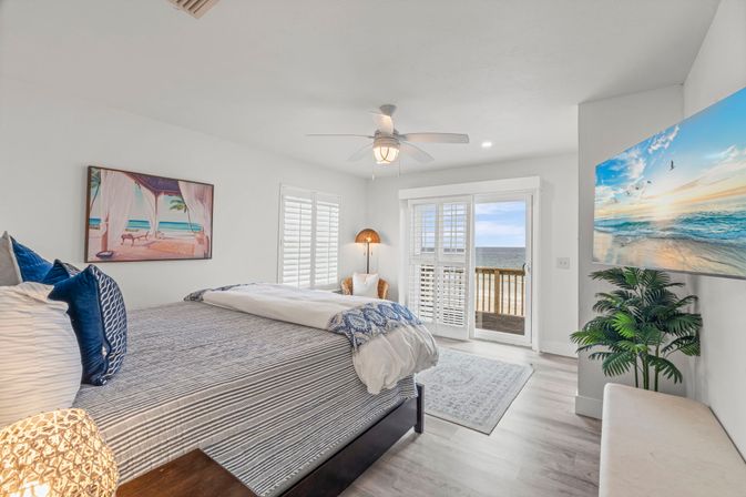 Beachside Paradise: Remodeled 4BR in South Ponte Beach image 31