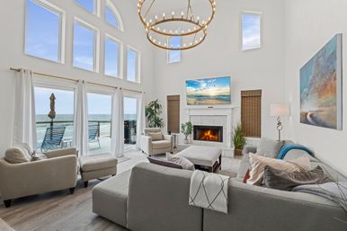 Beachside Paradise: Remodeled 4BR in South Ponte Beach image 21