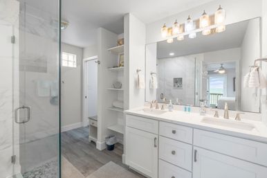 Beachside Paradise: Remodeled 4BR in South Ponte Beach image 37